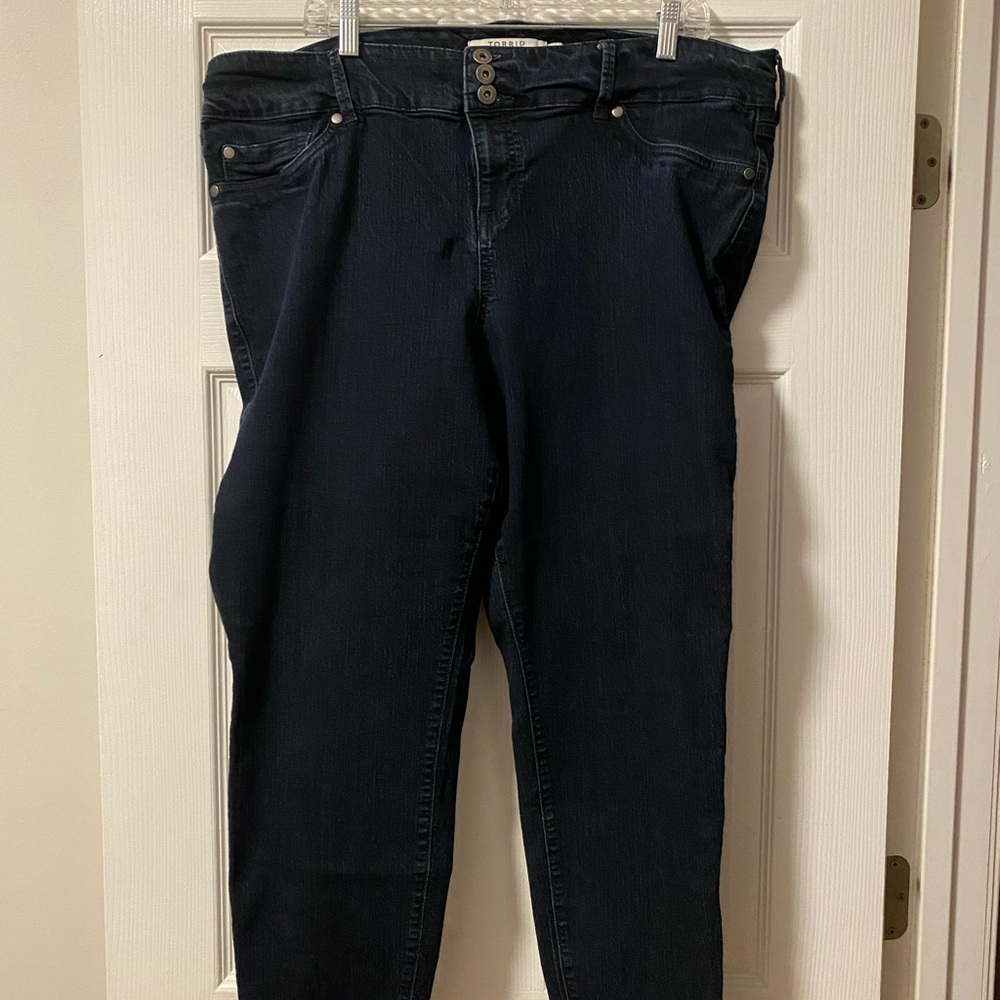 22W Torrid high rise skinny jeans